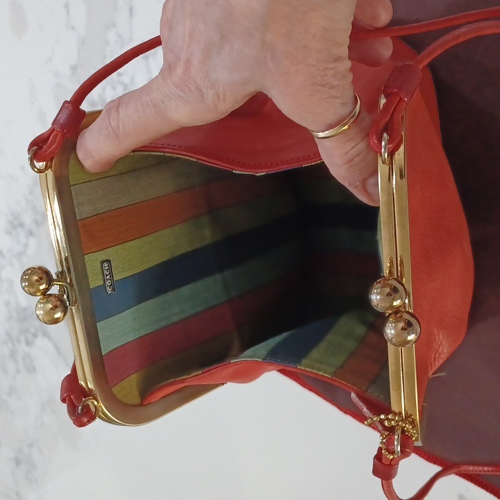 70's Bonnie Cashin Coach Kisslock Double Entry Swinger Bag Rare Zinnia(CORAL) - Picture 7 of 17